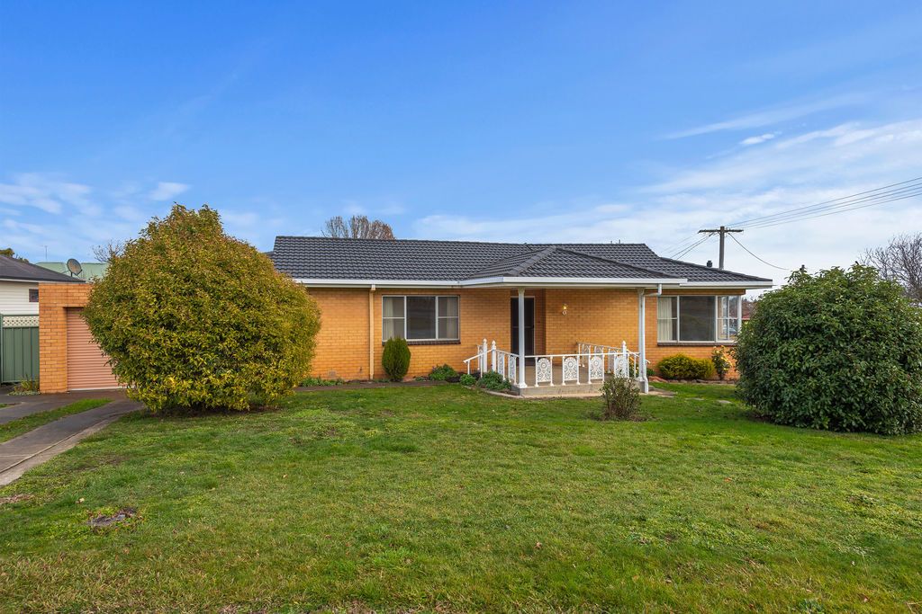 39 Baynton Street, Kyneton VIC 3444, Image 1