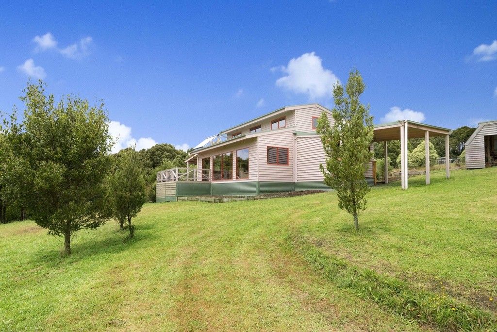 110 Old Colac Road, Beech Forest VIC 3237, Image 2