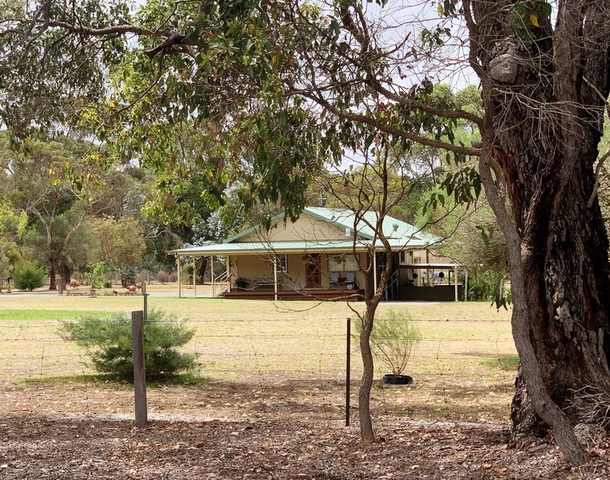 24 Martin Street, Mount Barker WA 6324