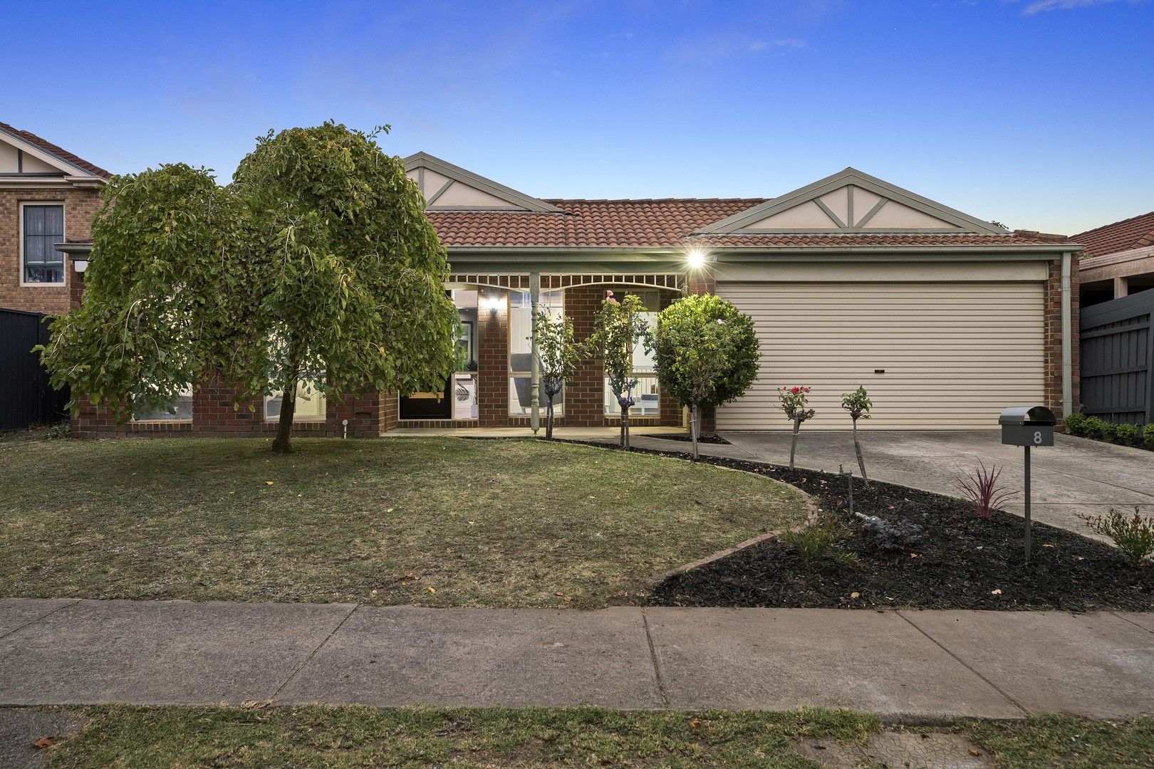 8 Liviana Drive, Rowville VIC 3178, Image 0