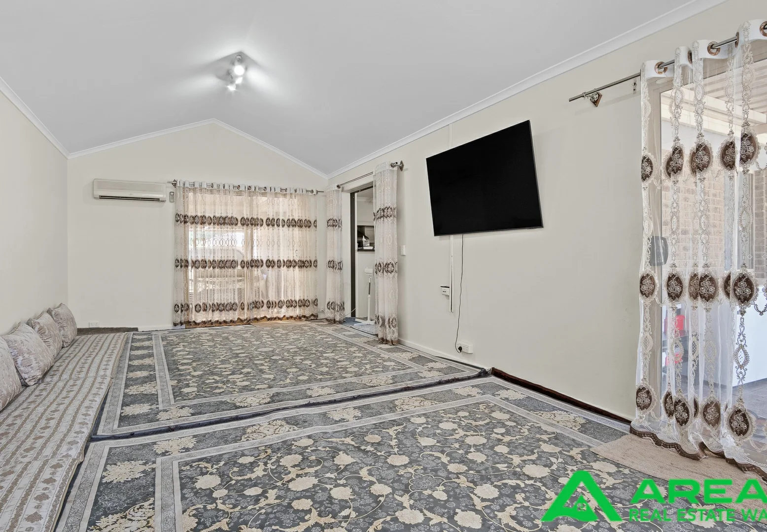 Additional image 9 of 41 PHOENIX DR, Kenwick WA 6107