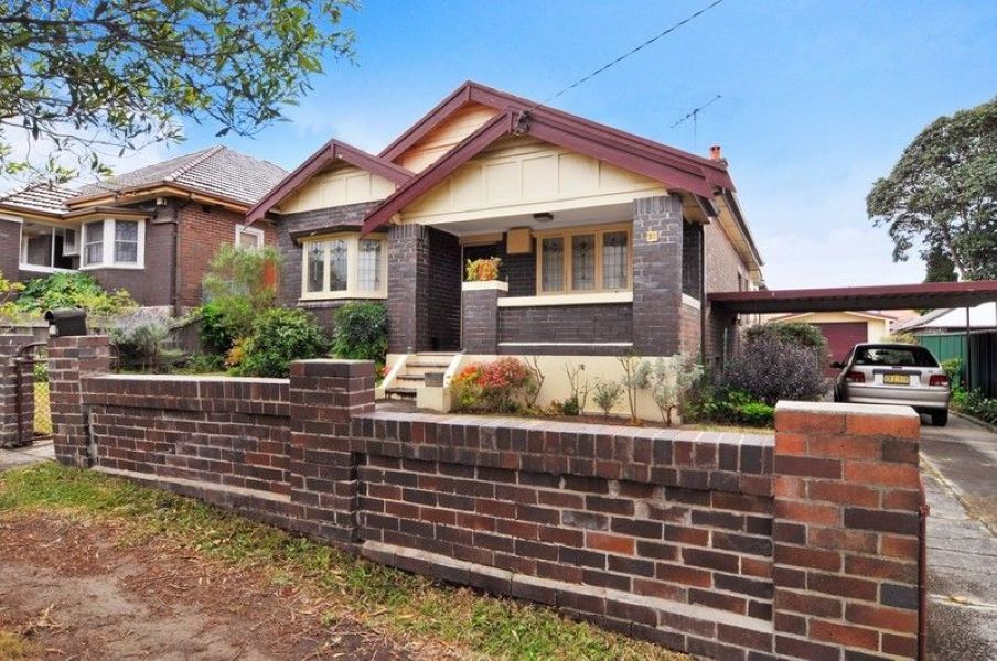19 Willunga Avenue, Earlwood NSW 2206 House For Rent 770 Domain