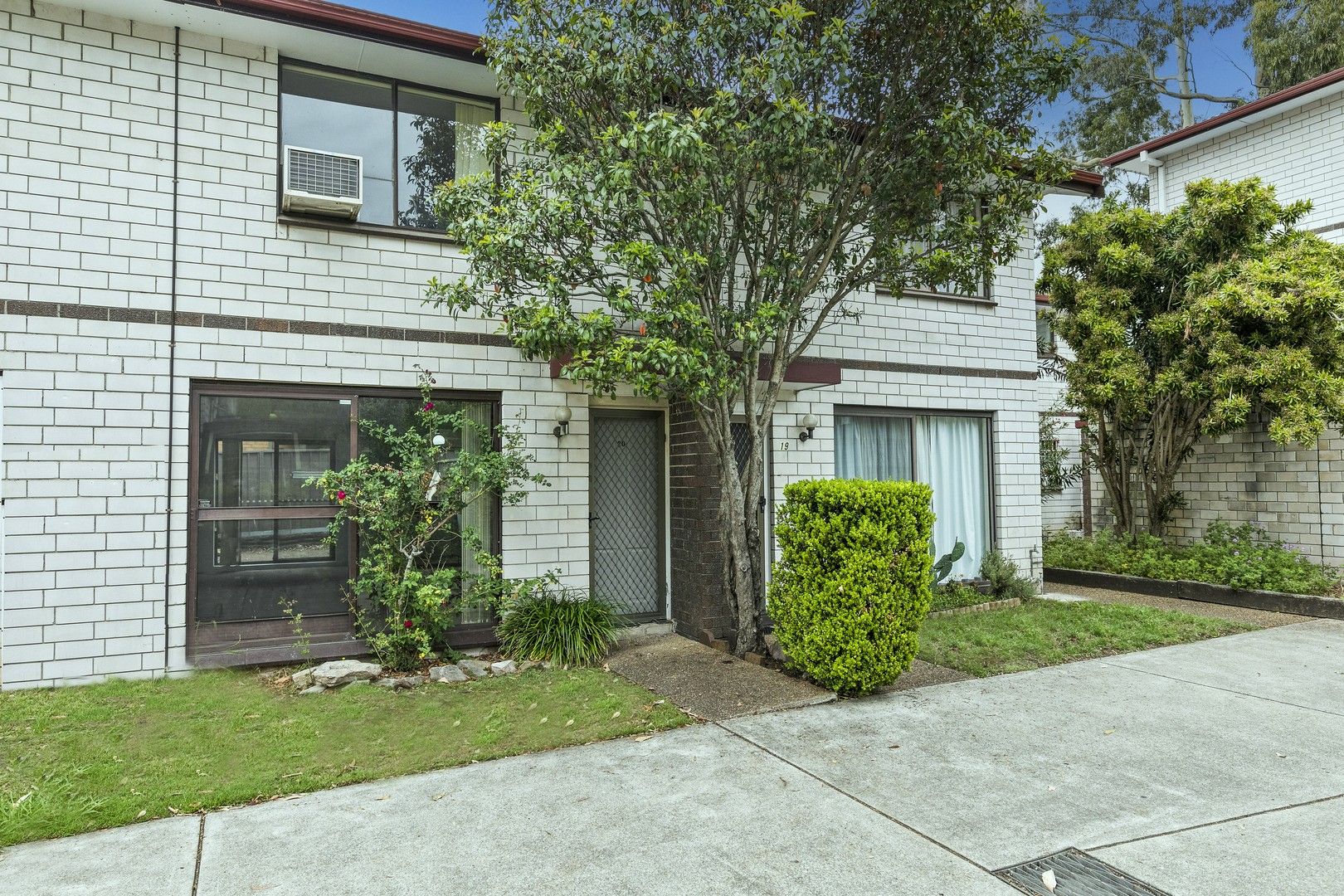 2 bedrooms Townhouse in 20/19-23 First Avenue KINGSWOOD NSW, 2747