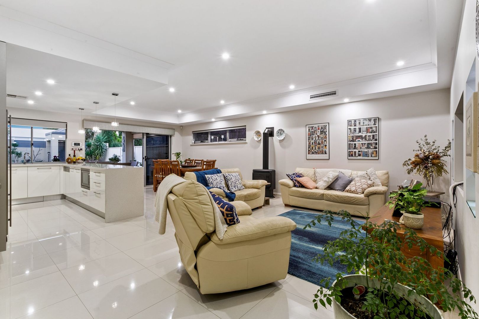 154B Grand Promenade, Doubleview WA 6018, Image 2