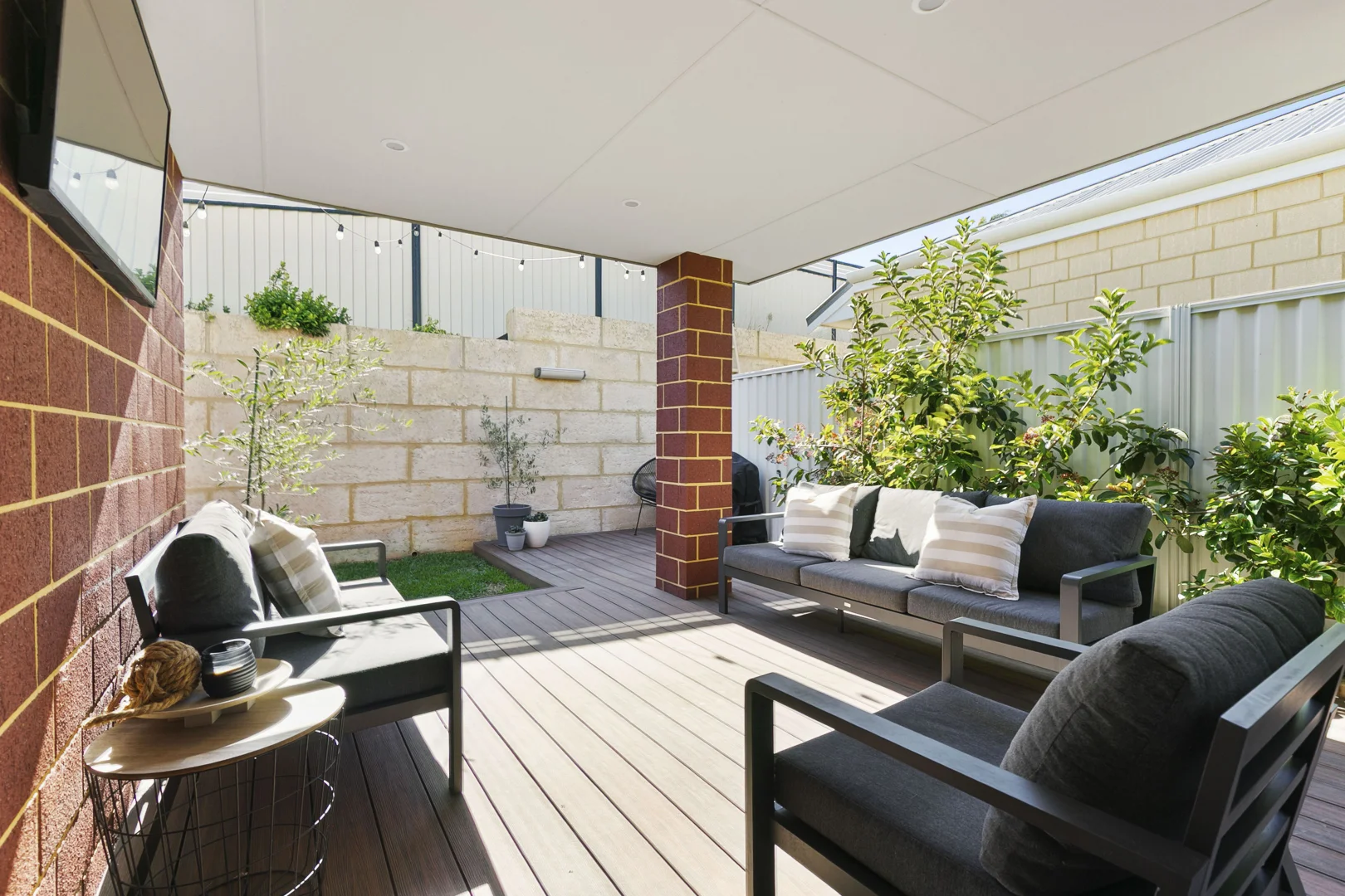 Additional image 28 of 5 Wading Place, Lake Coogee WA 6166