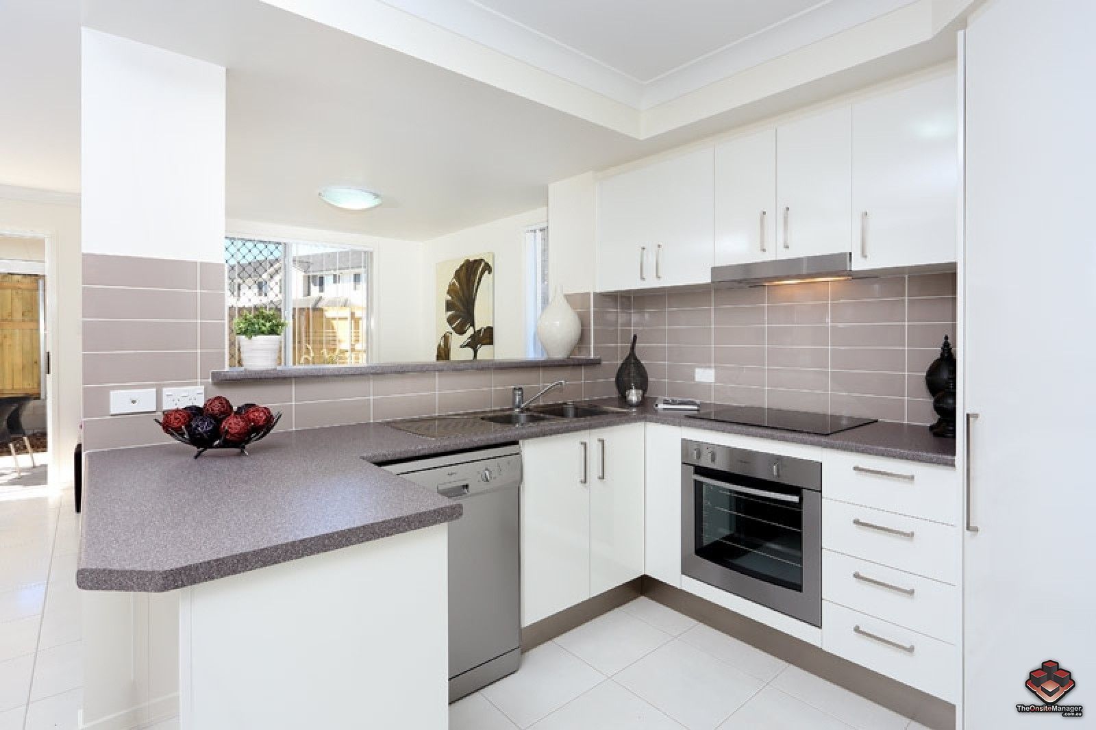 3 bedrooms Townhouse in ID:3915961/63 Tremain Street TINGALPA QLD, 4173