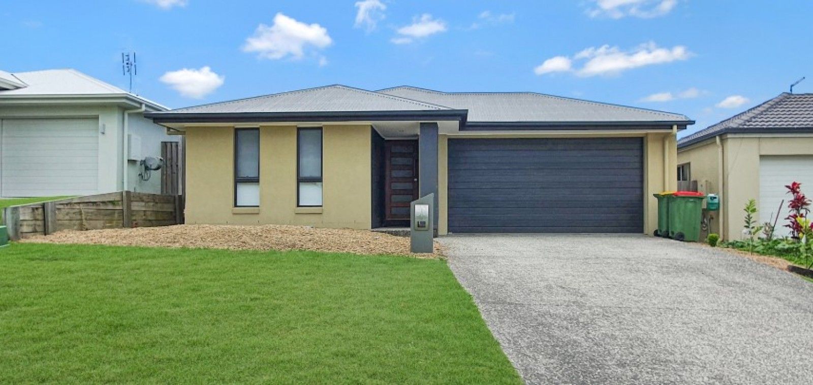 3 bedrooms House in 37 Yarrambat Rise UPPER COOMERA QLD, 4209