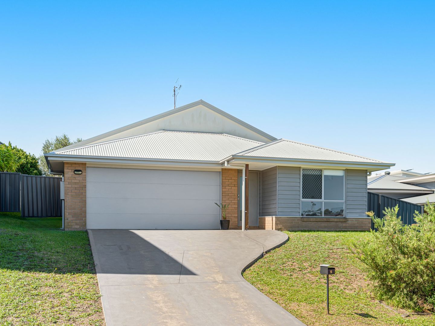 5 Sail street, Teralba NSW 2284, Image 2