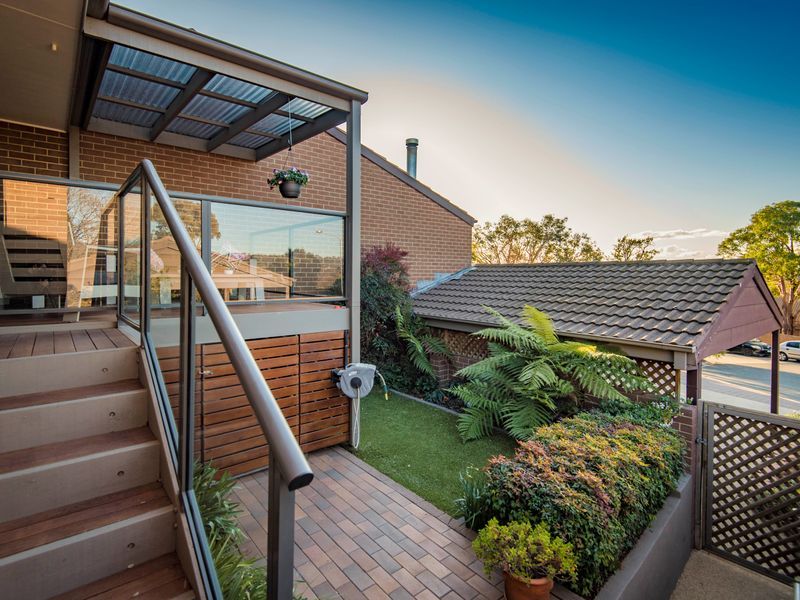 70 Hallen Close, Phillip ACT 2606, Image 2