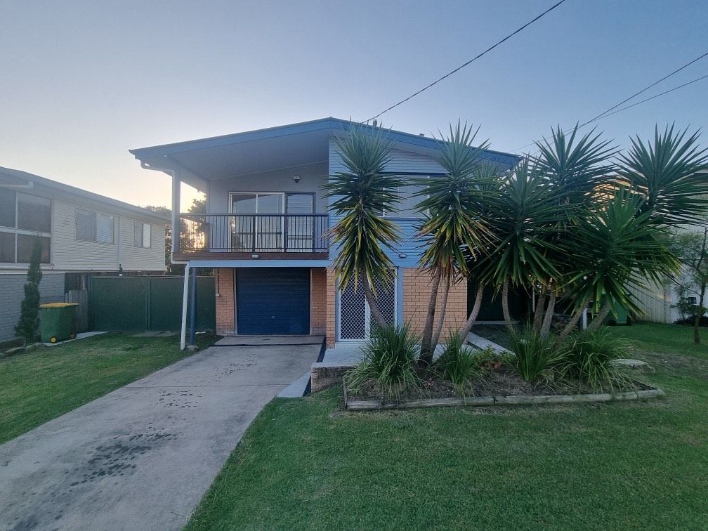 3 bedrooms House in 12 Mahogany Street RACEVIEW QLD, 4305