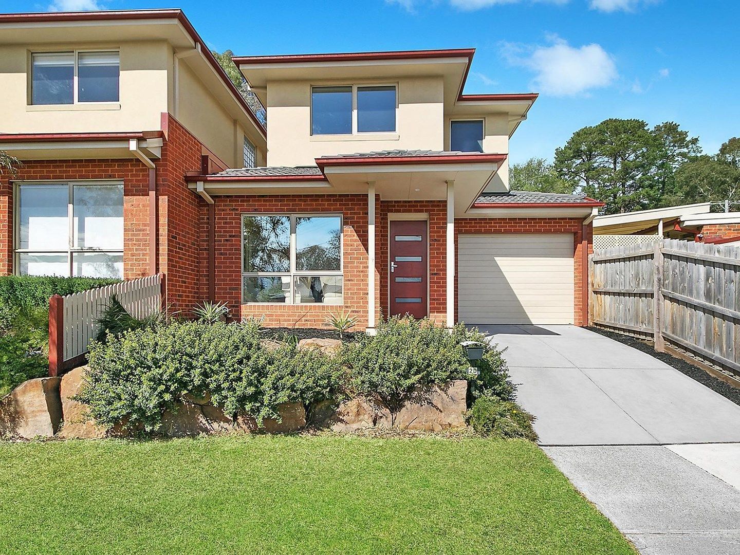 2D Zina Grove, Mooroolbark VIC 3138, Image 0