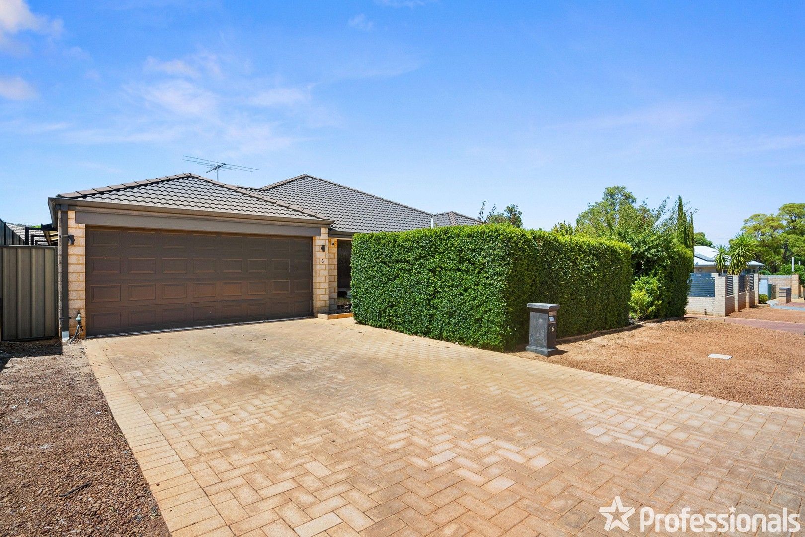 6 Briza Lane, Forrestfield WA 6058, Image 1