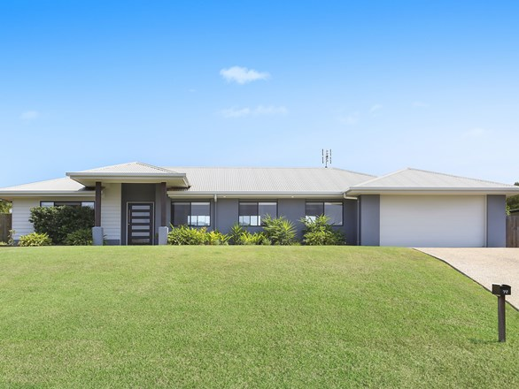 76 Lachlan Crescent, Beerwah QLD 4519