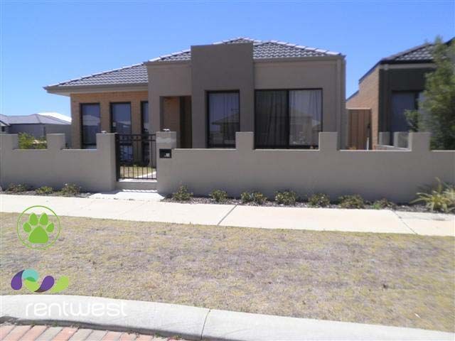 4 bedrooms House in 10 Kesh Pass BUTLER WA, 6036
