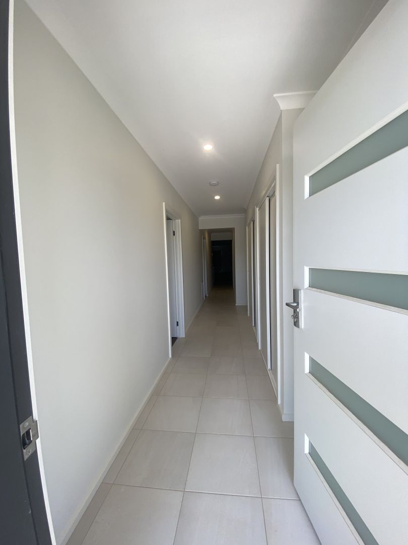 3 Wasim Circuit, Rockbank VIC 3335 - House For Rent - $430 | Domain