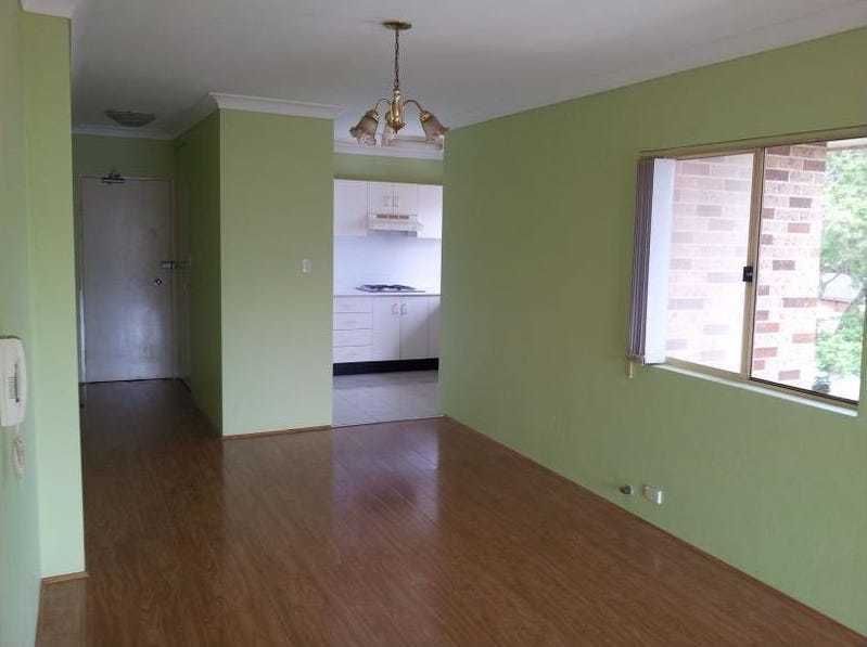 2 bedrooms Apartment / Unit / Flat in 4/51 Third Avenue CAMPSIE NSW, 2194