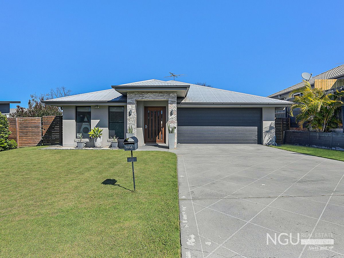 4 bedrooms House in 4 Sirmione Court RACEVIEW QLD, 4305