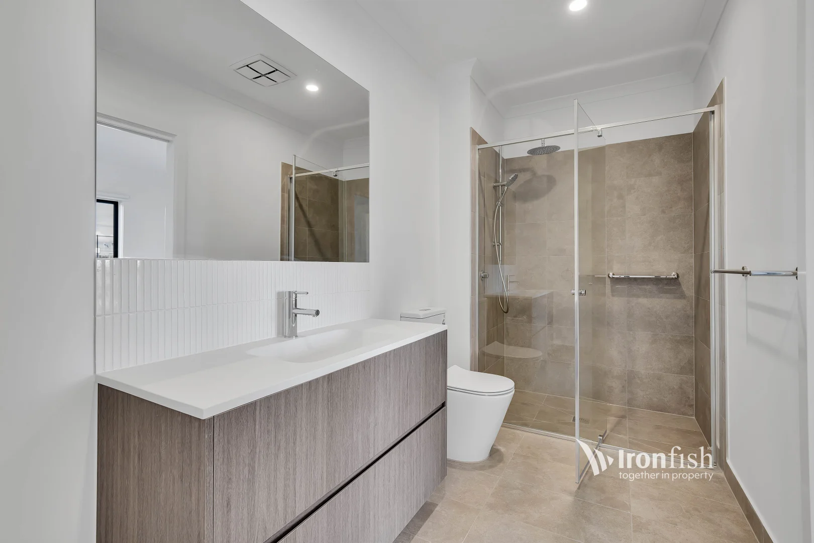 Additional image 3 of 164 Central Parkway, Cranbourne West VIC 3977