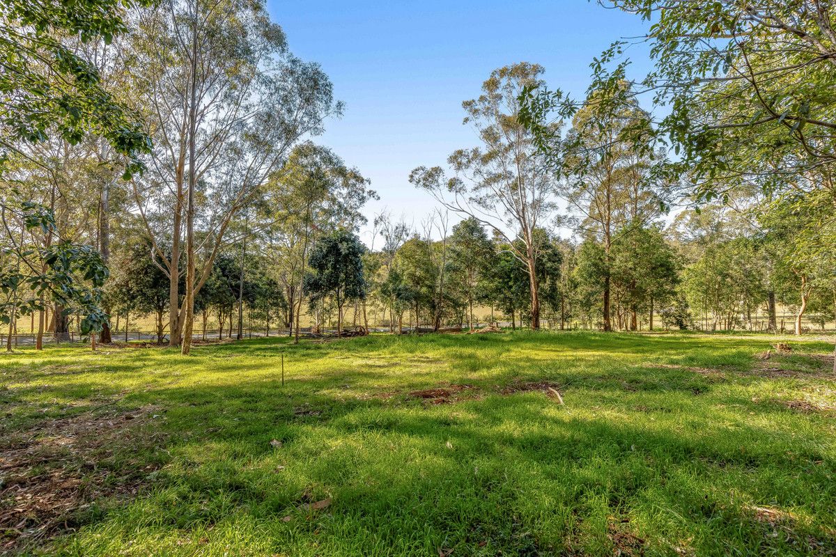 16 Happy Valley Road, Cabarlah QLD 4352, Image 1