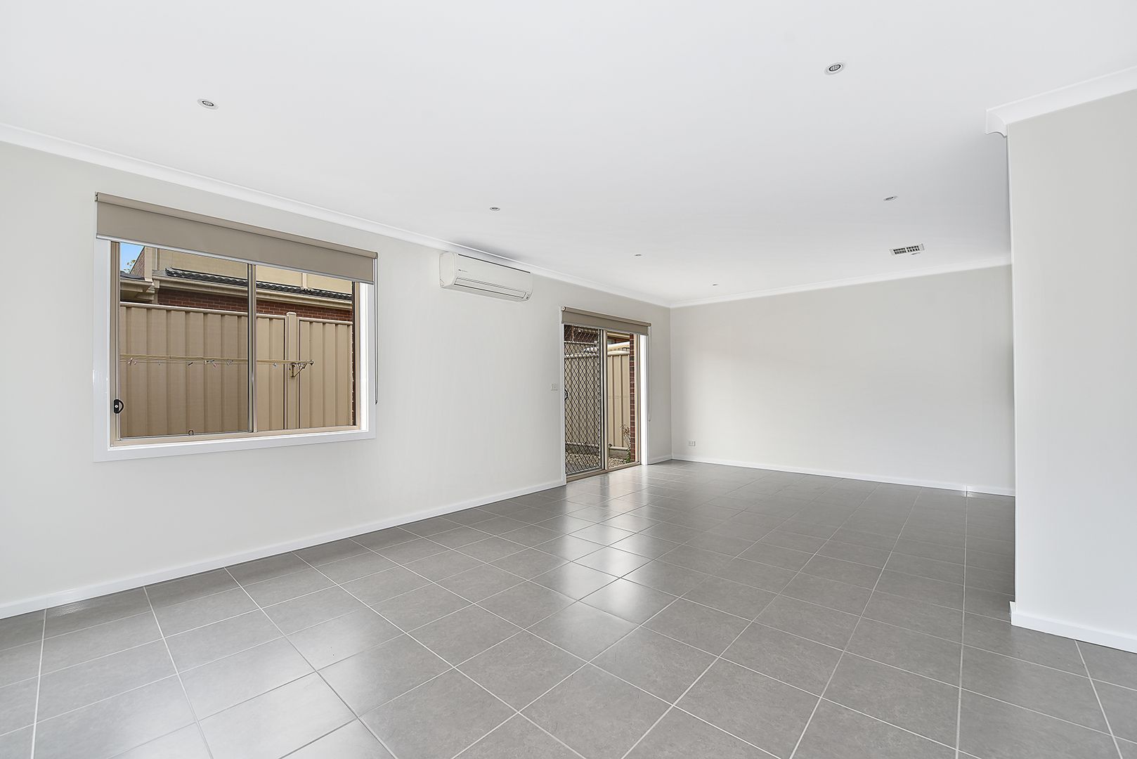 2/50 Fraser Street, Airport West VIC 3042, Image 1