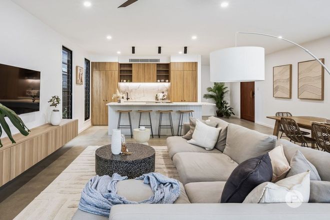 24 Surrey Street Red Hill 4059 - Image 3