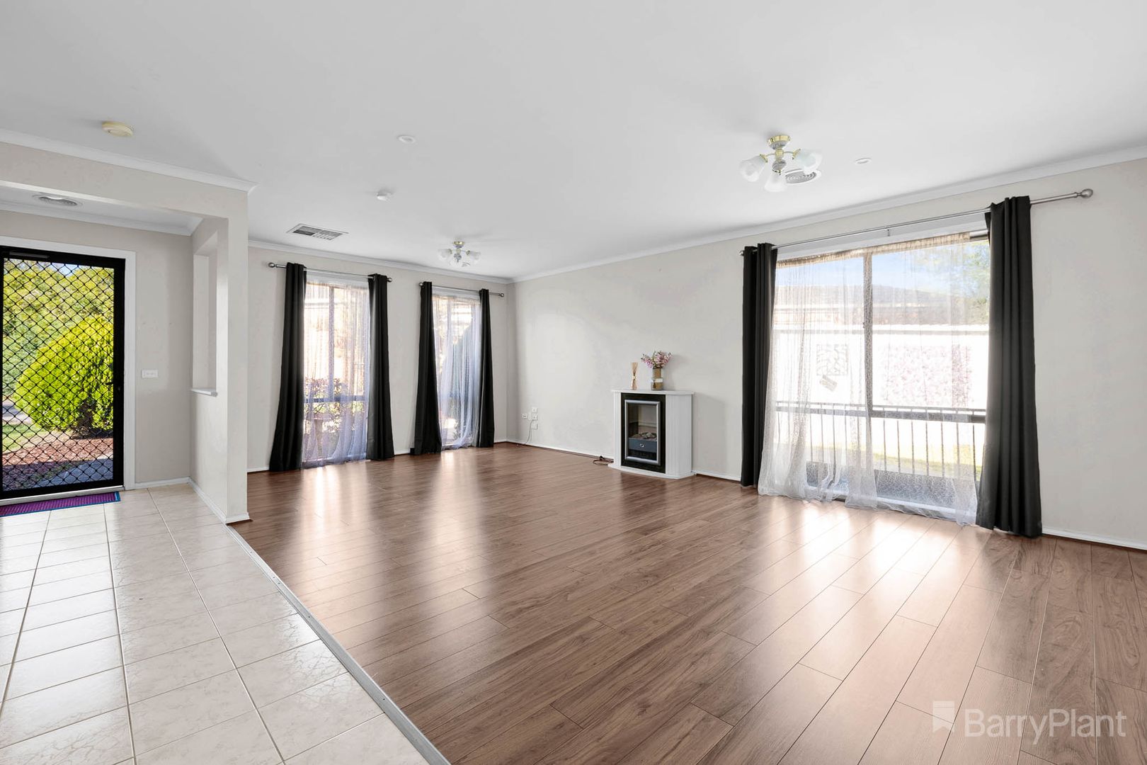 12 Vance Court, Narre Warren VIC 3805 House For Rent Domain