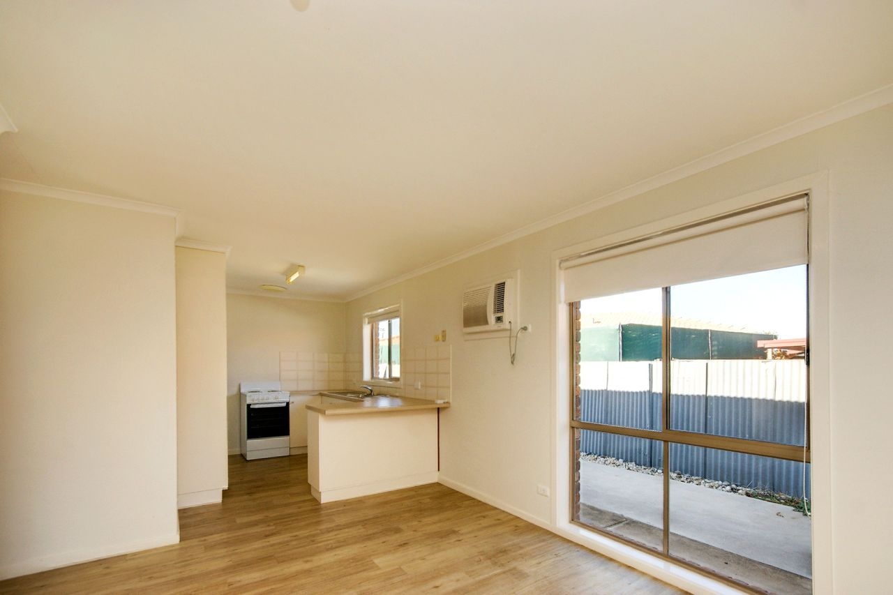 2 437 Wood Street, Deniliquin NSW 2710 Apartment For Rent Domain