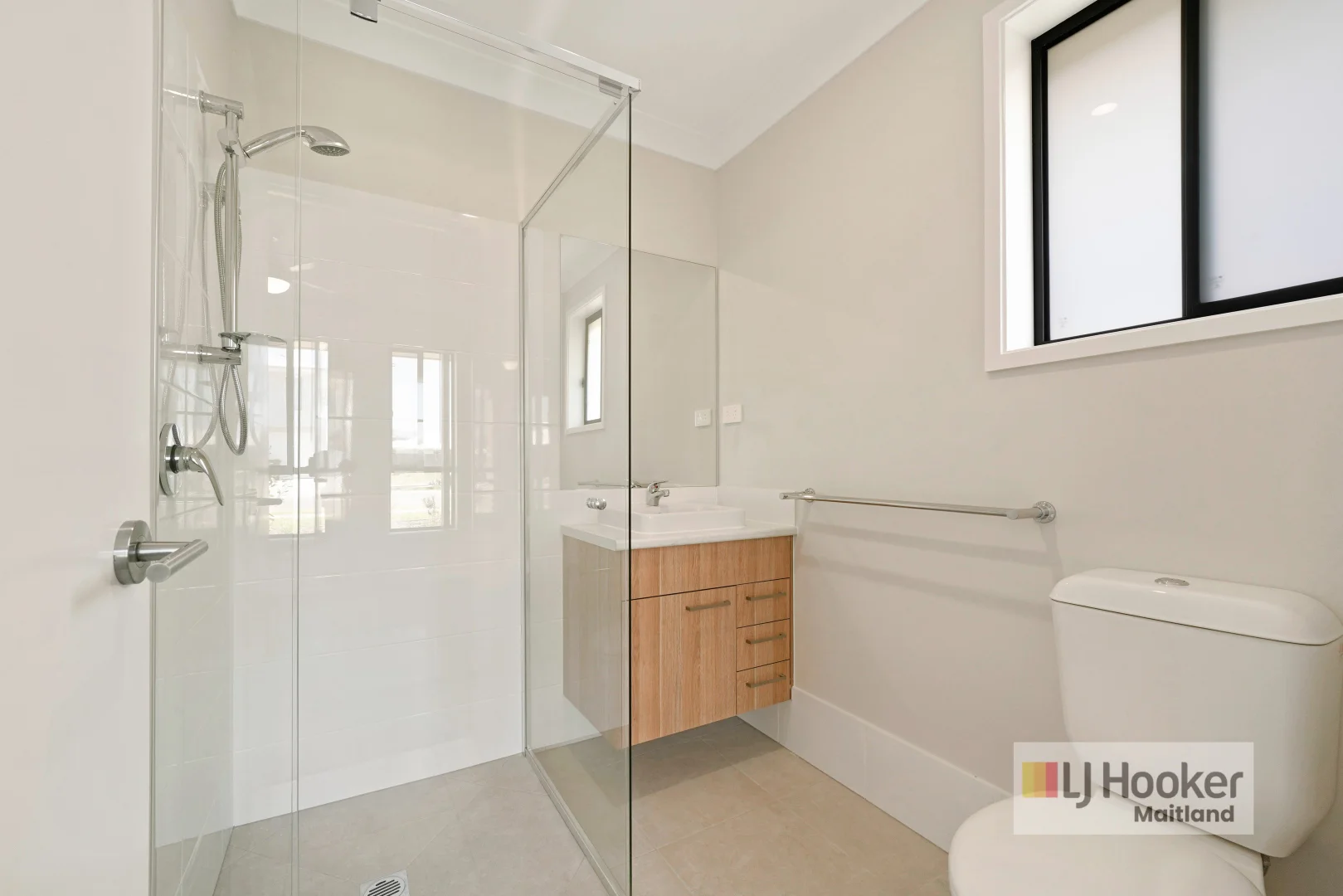 Additional image 6 of 14 Trevallyn Avenue, Lochinvar NSW 2321