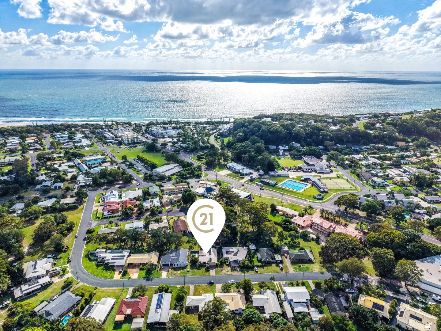 11 Kurana Street, Rainbow Beach QLD 4581