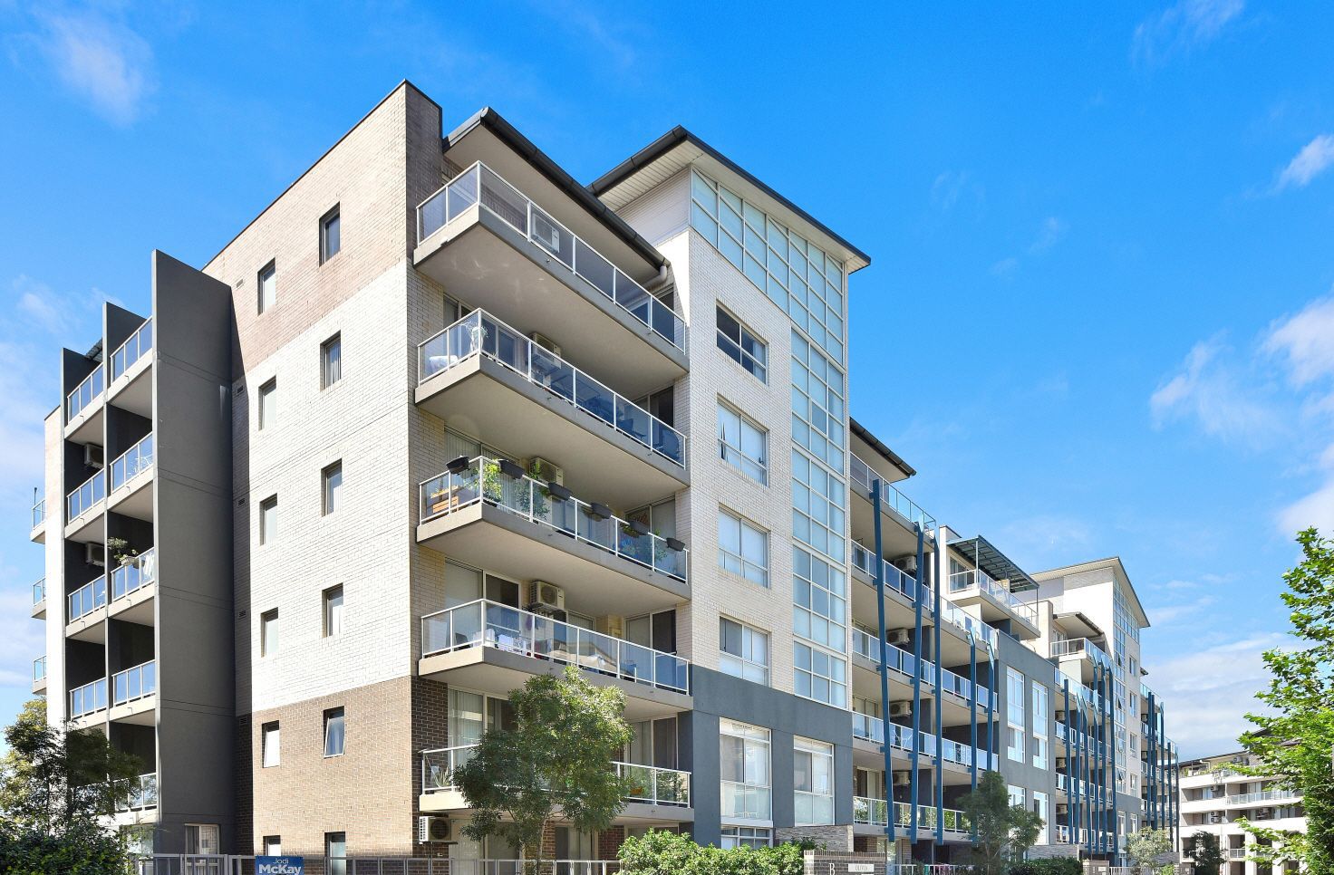 2 bedrooms Apartment / Unit / Flat in B106/81-86 Courallie Avenue HOMEBUSH WEST NSW, 2140
