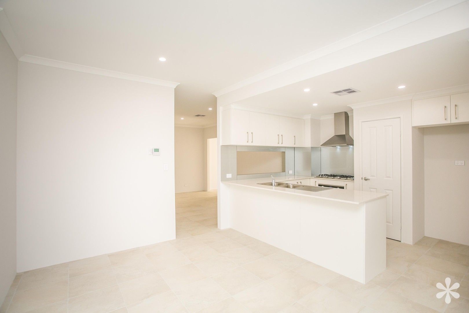 3 bedrooms House in 3 Kemp Place MORLEY WA, 6062