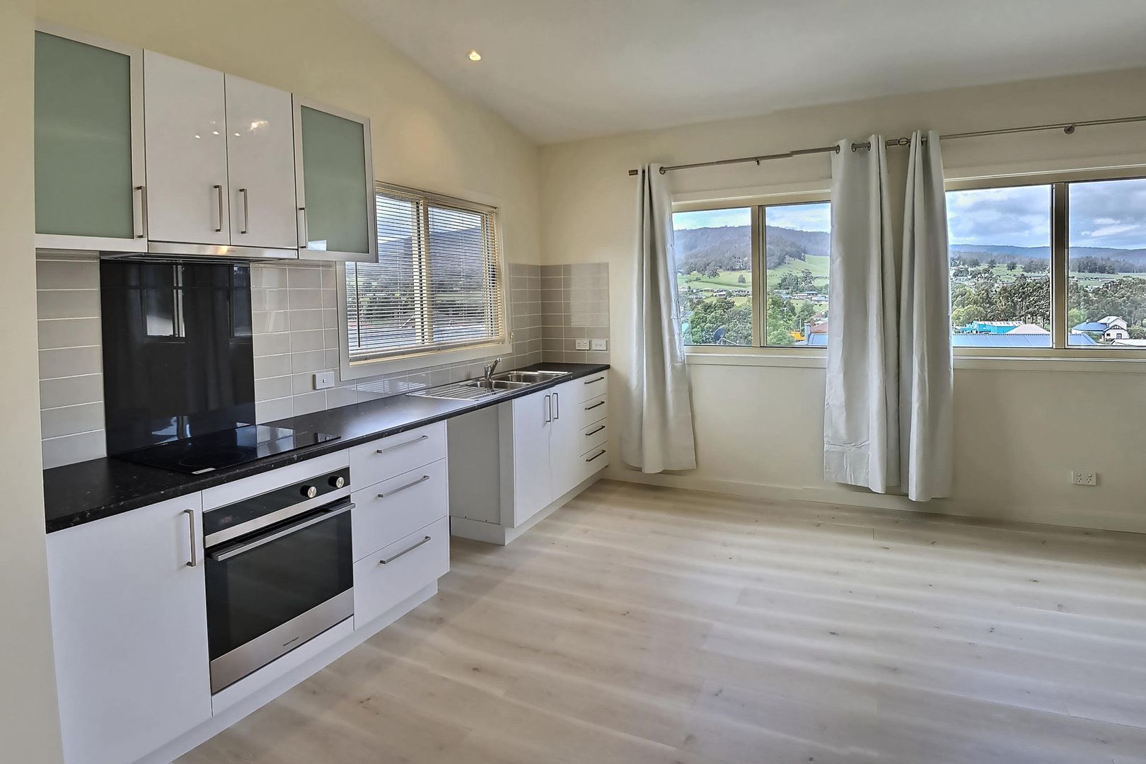 20A Lourdes Rise, TAS 7112 Apartment For Rent Domain