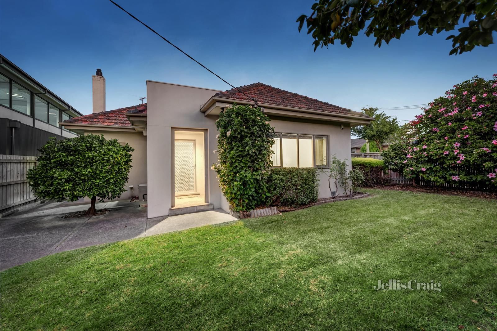 8 Clapperton Street, Bentleigh VIC 3204, Image 1