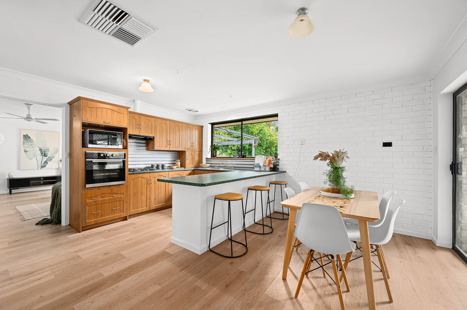 Additional image 9 of 36 Madeira Drive, Morphett Vale SA 5162