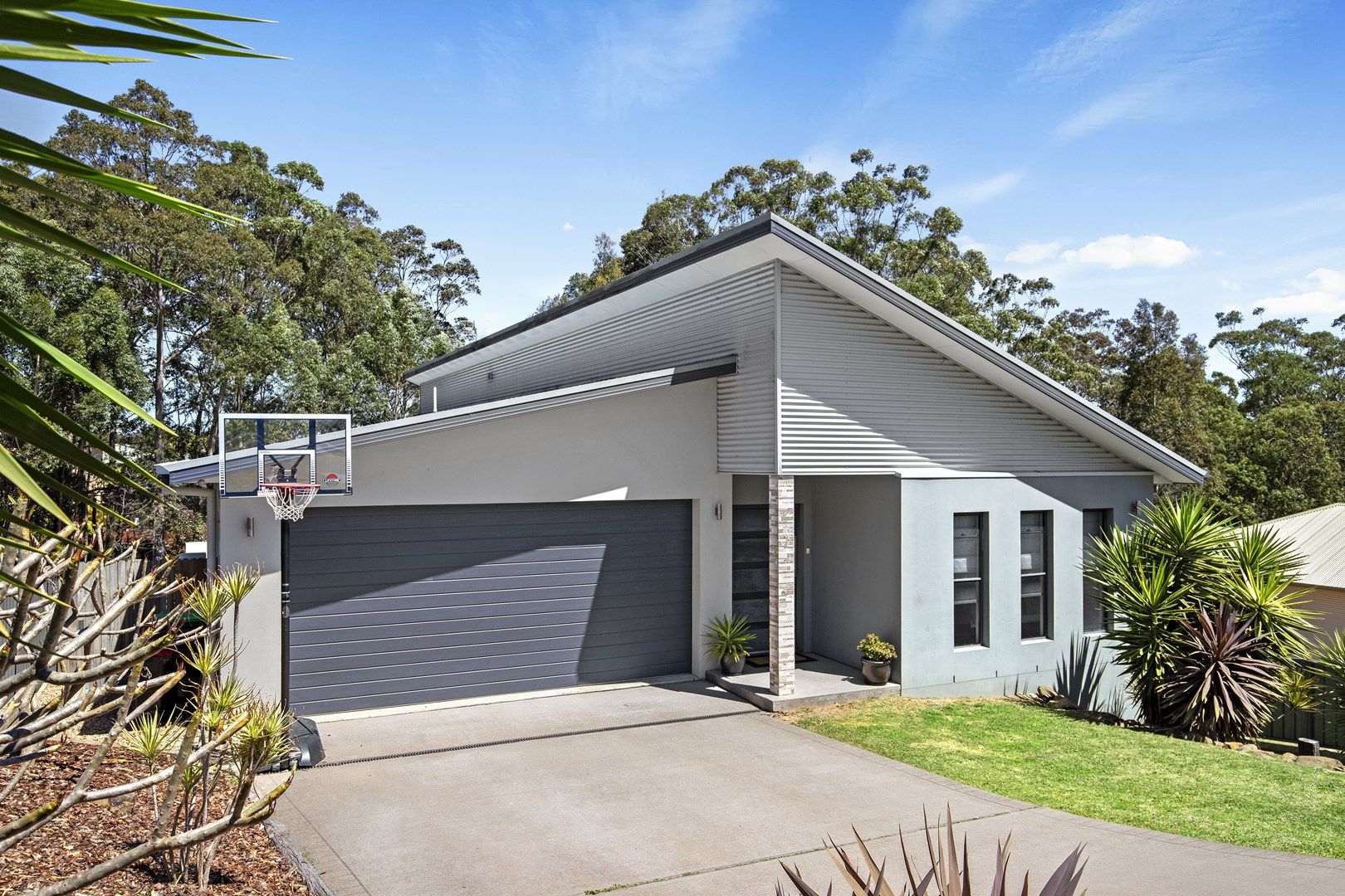 55 Broomfield Crescent, Long Beach NSW 2536, Image 1