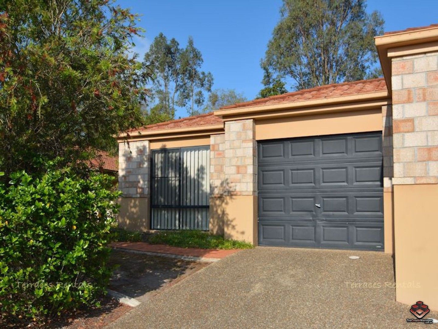 3 bedrooms Villa in ID:21101846/24 Amsonia Court ARUNDEL QLD, 4214