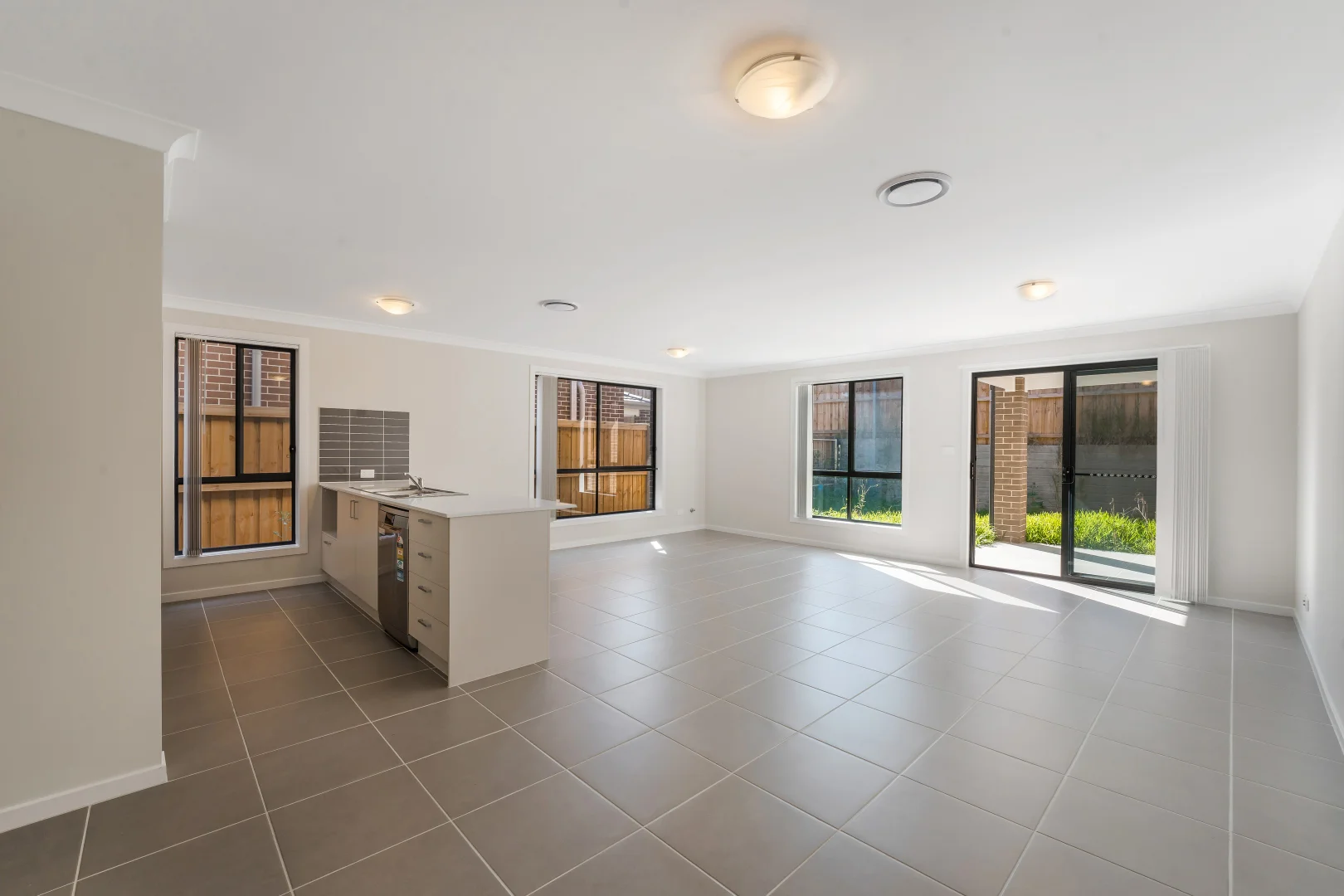 Additional image 2 of 63 Ingleburn Gardens Drive, Bardia NSW 2565