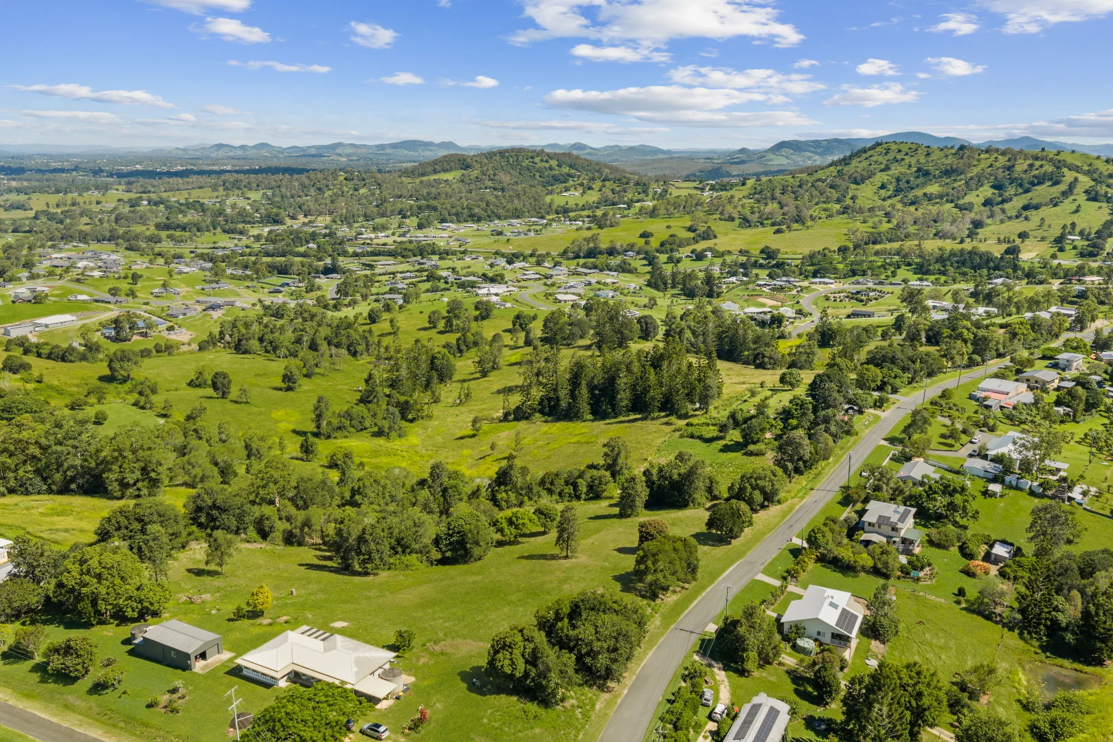 Additional image 14 of 2 Rammutt Road, Chatsworth QLD 4570