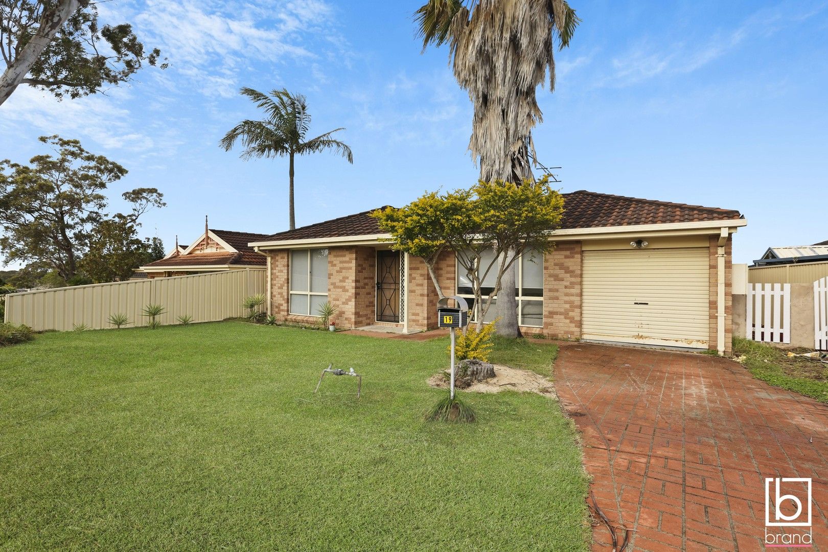 19 Loongana Crescent, Blue Haven NSW 2262, Image 0