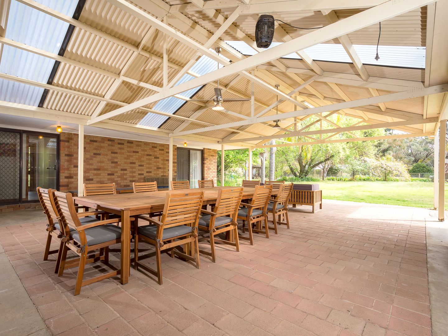 7 Cuthbert Court, Grahamvale VIC 3631, Image 2