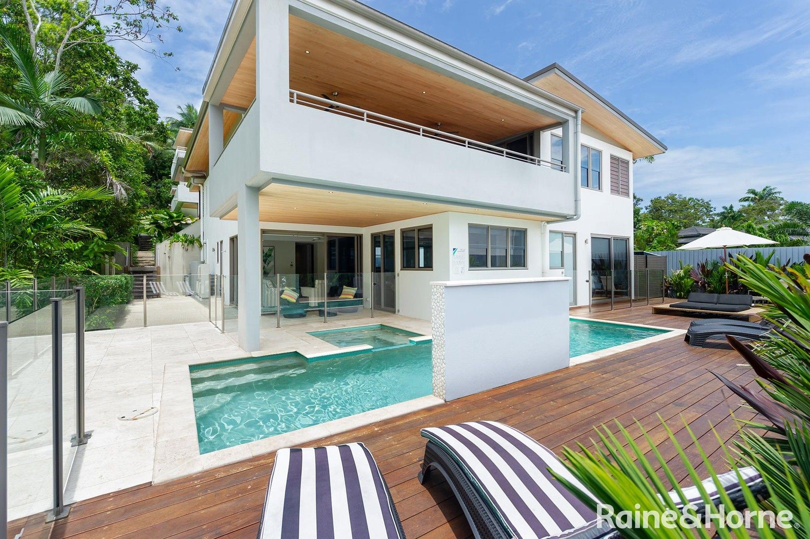 4 bedrooms Apartment / Unit / Flat in 3/23 Murphy Street PORT DOUGLAS QLD, 4877