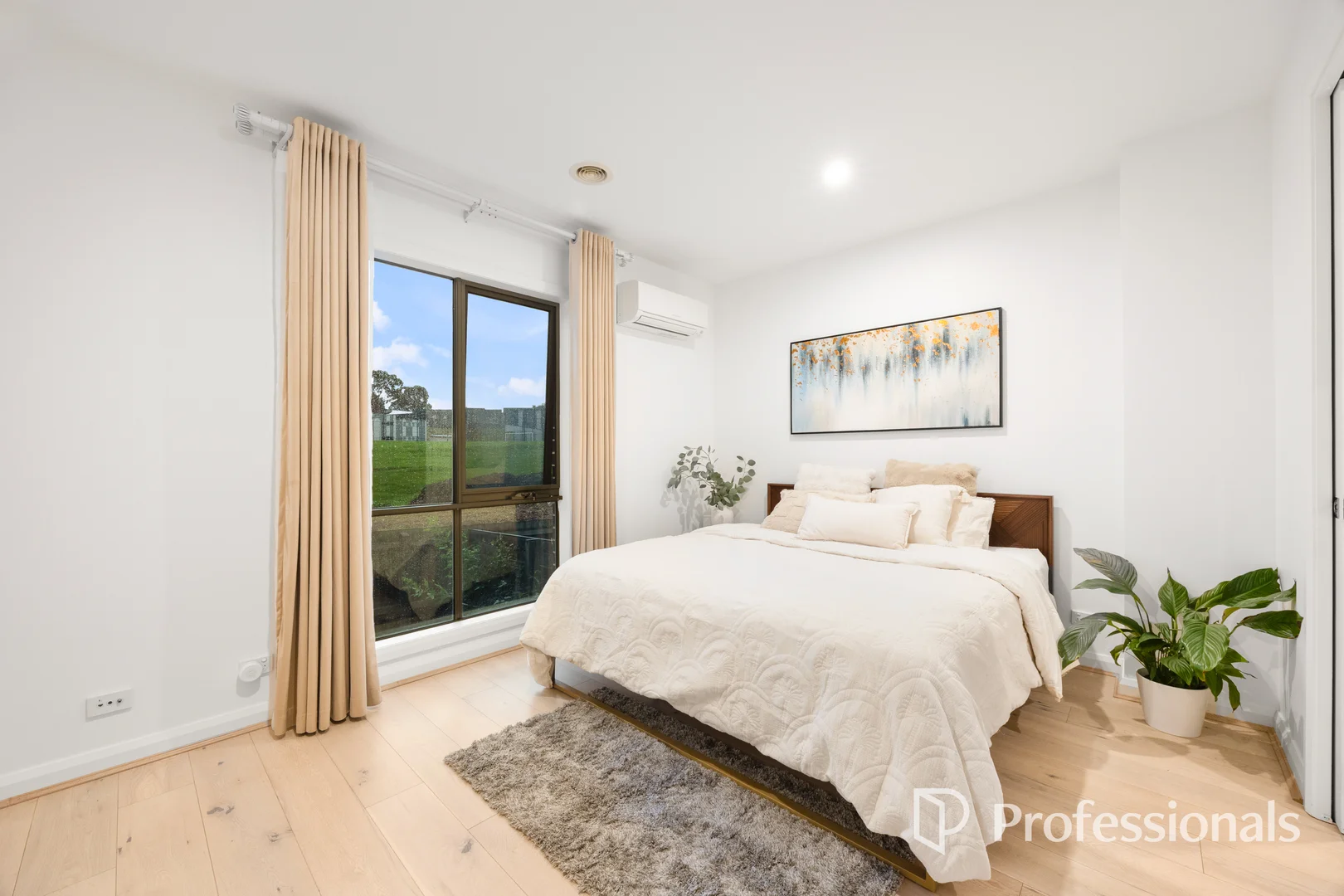 Additional image 8 of 2/7 Toinette Court, Doncaster East VIC 3109