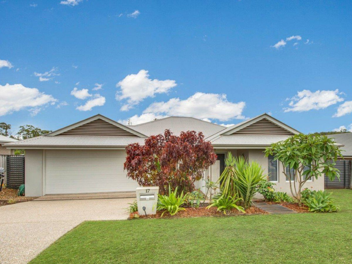 17 Clover Crescent, Boyne Island QLD 4680, Image 0