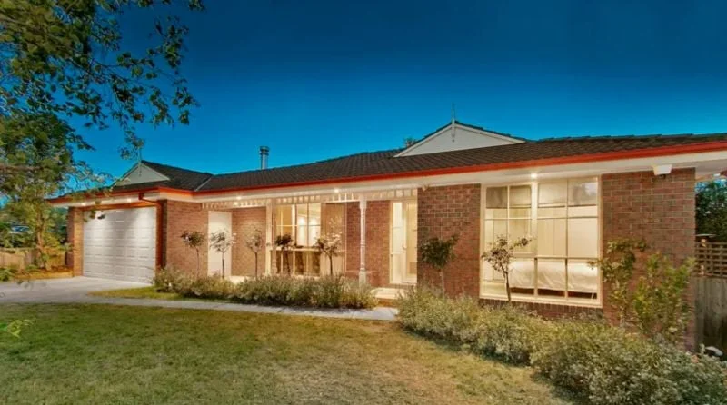 12 Mitre Crescent, Berwick VIC 3806