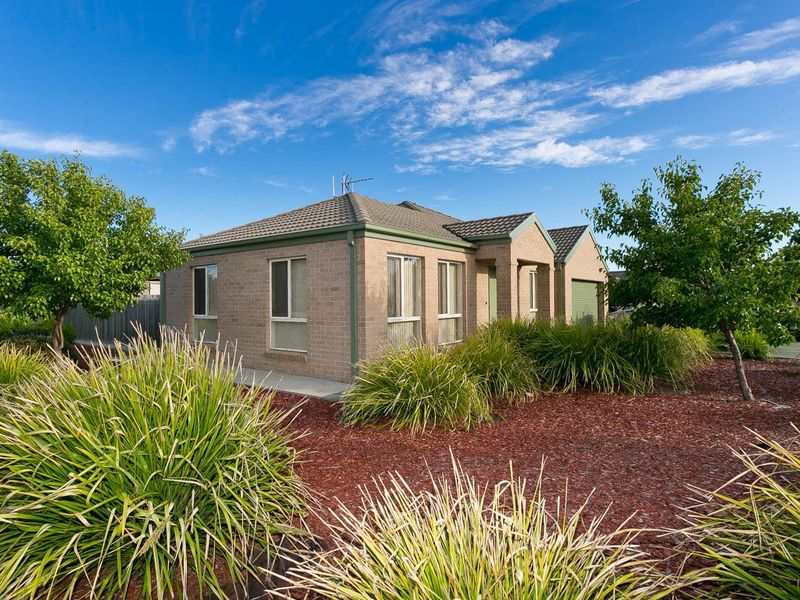 5 Birch Drive & 2 Falconer Place, Bungendore NSW 2621, Image 0