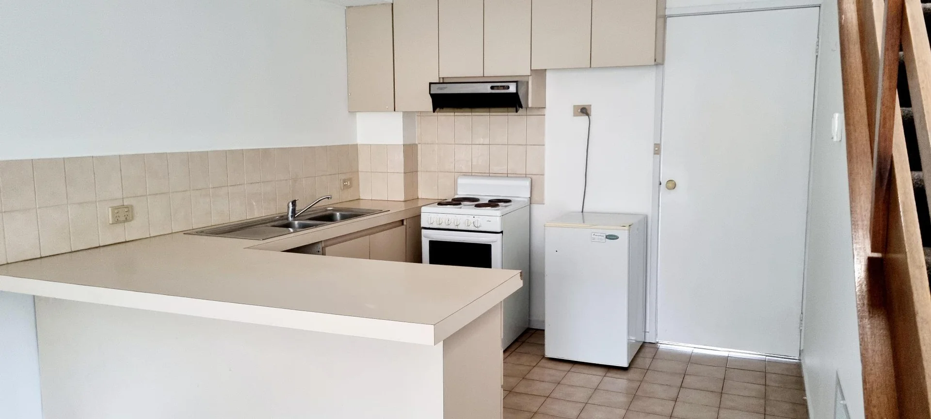 Additional image 4 of 2/23 Station Road, Rosanna VIC 3084