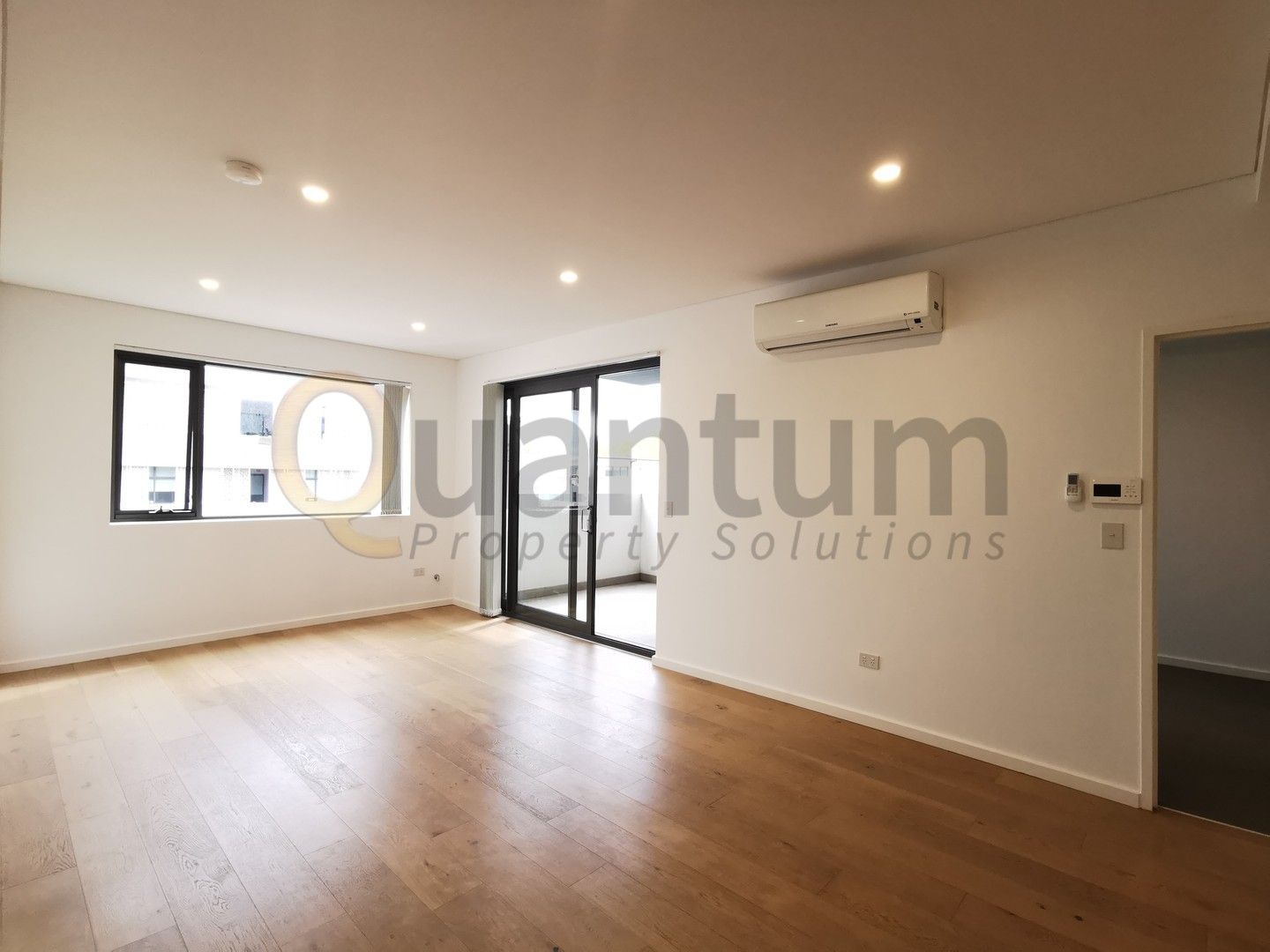 2 bedrooms Apartment / Unit / Flat in 133 Botany Rd WATERLOO NSW, 2017