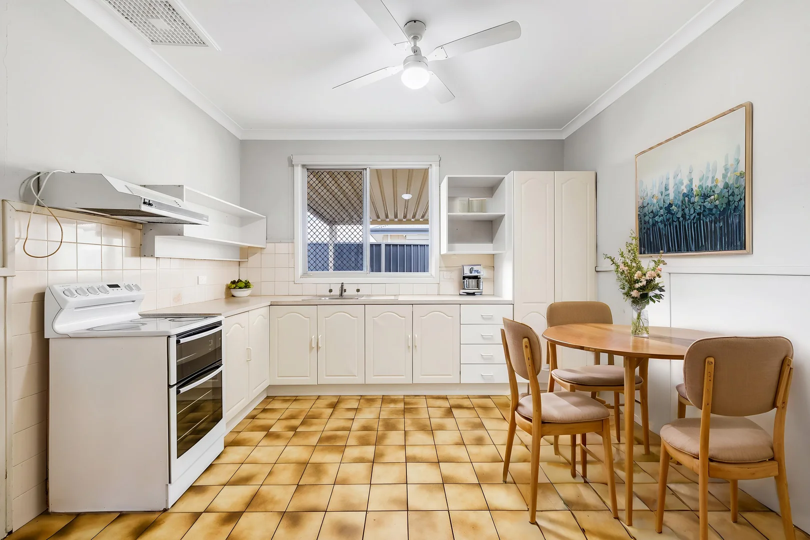 Additional image 4 of 203 Gabriel Street, Cloverdale WA 6105