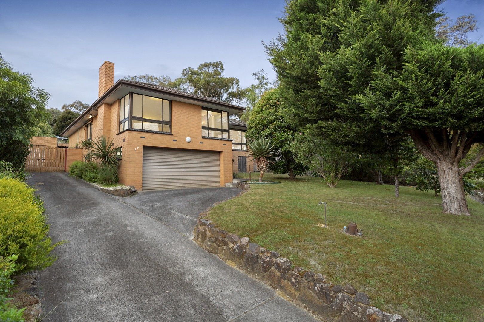 39 Raglan Road, Research VIC 3095, Image 0