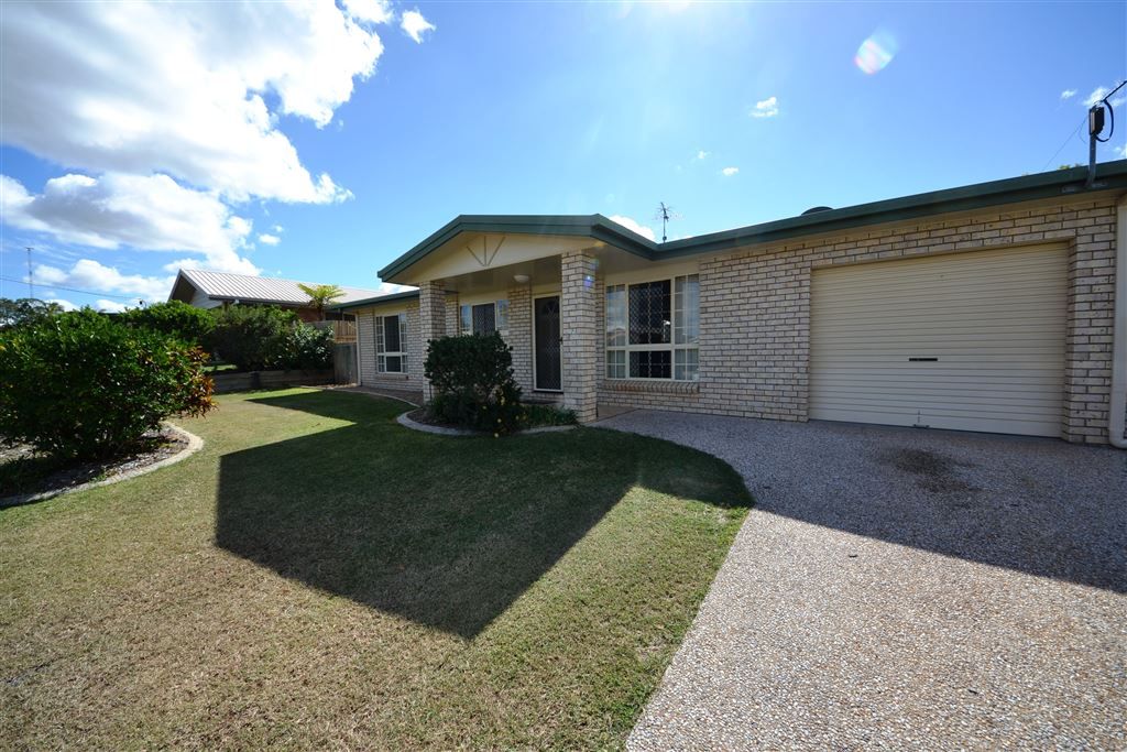 17 Gleeson Close, Gracemere QLD 4702